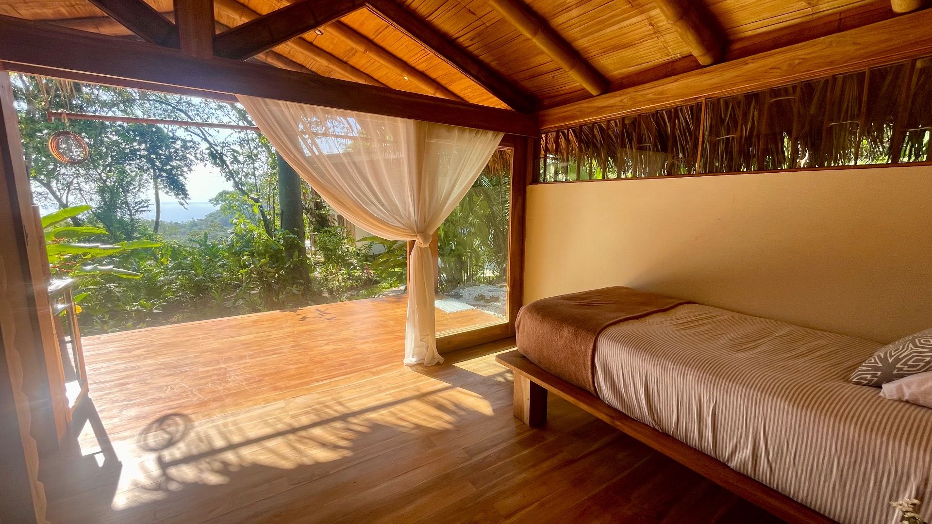 Akasha bungaló photo 2