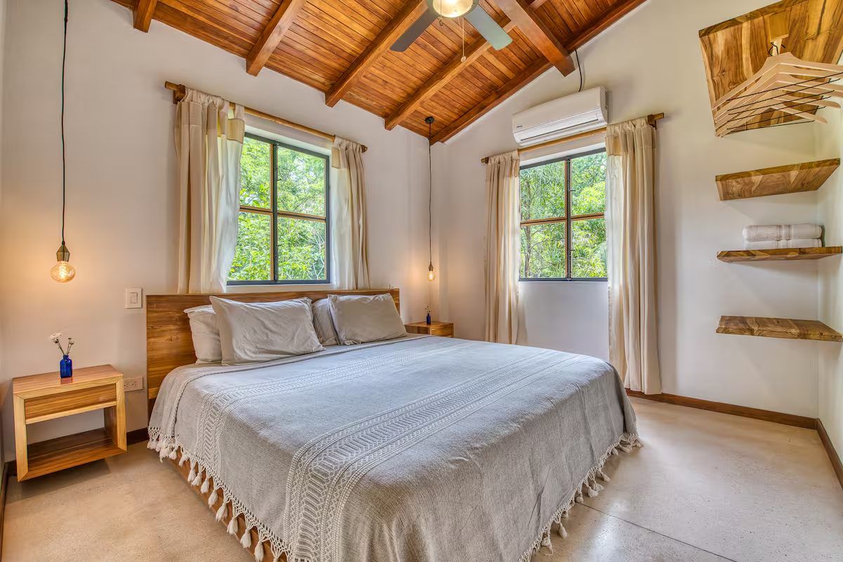 Rental in Mal País