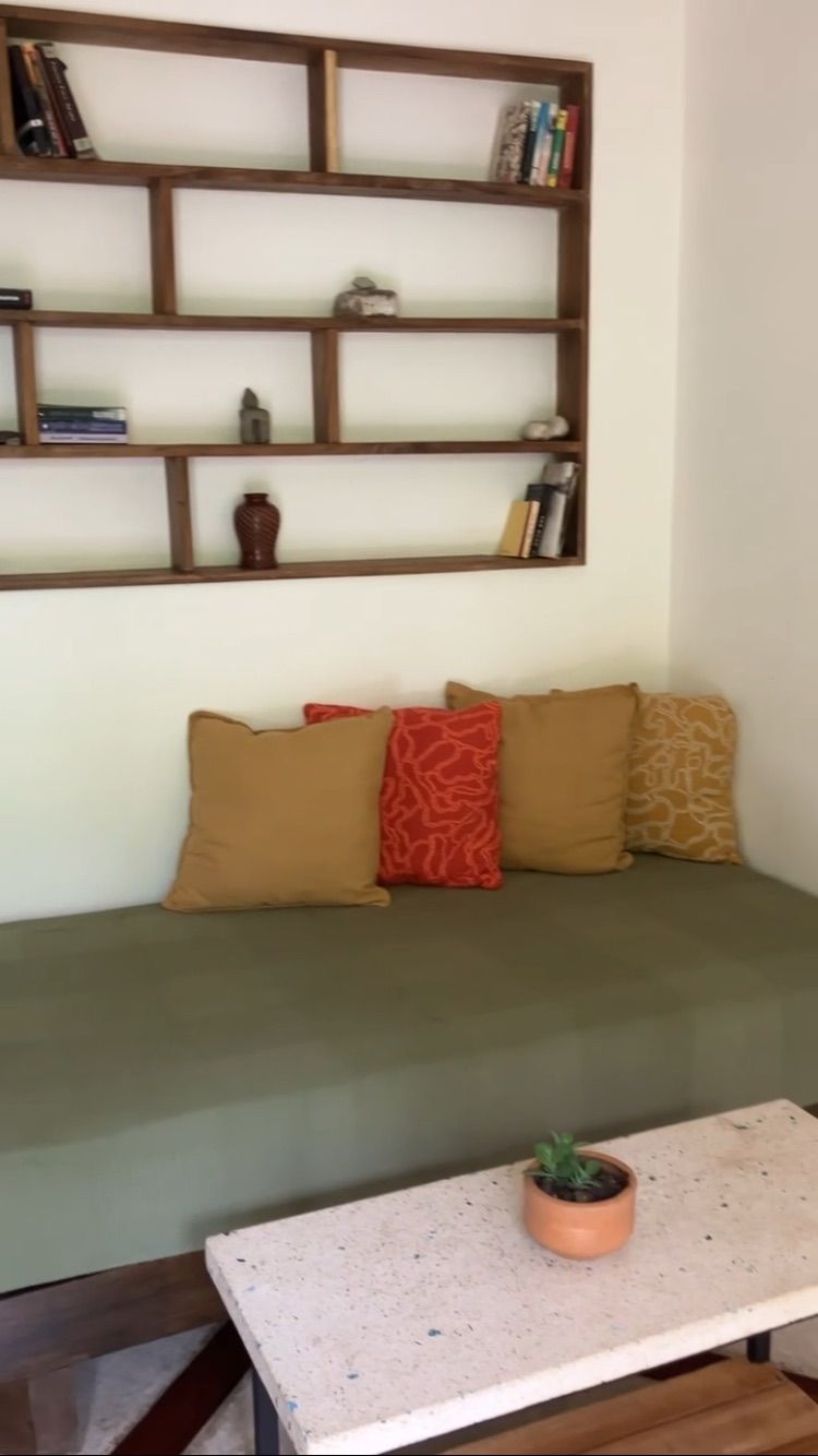 1 bedroom - central yet away from noise! photo 5